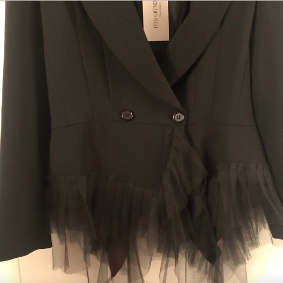 Ivan Grundahl beautiful black jacket with tool bottom never worn. - Picture 5 of 12